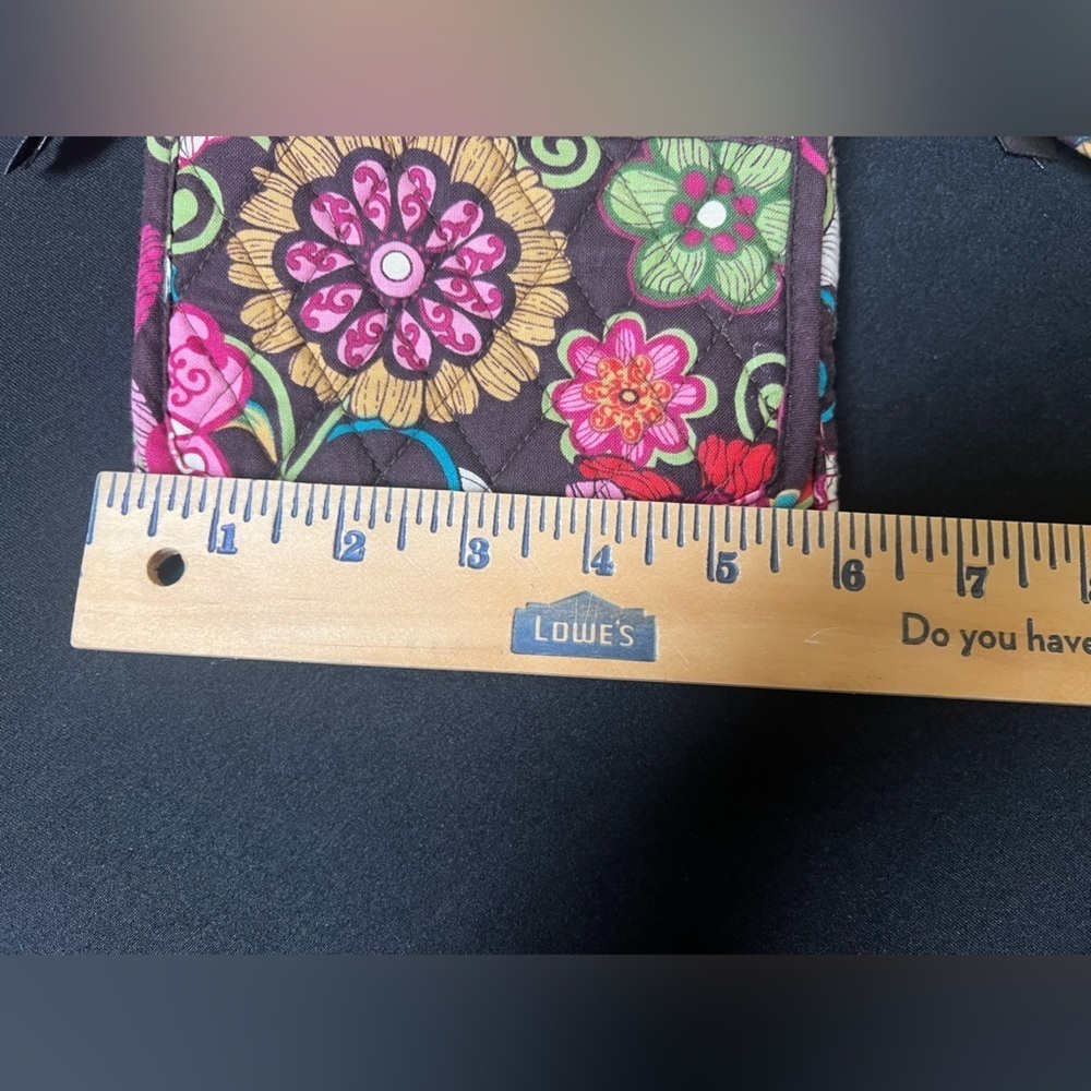 VERA BRADLEY CROSSBODY BAG/PURSE IN BROWNS/PINKS FLORALS.  Great Condition. - Picture 4 of 10